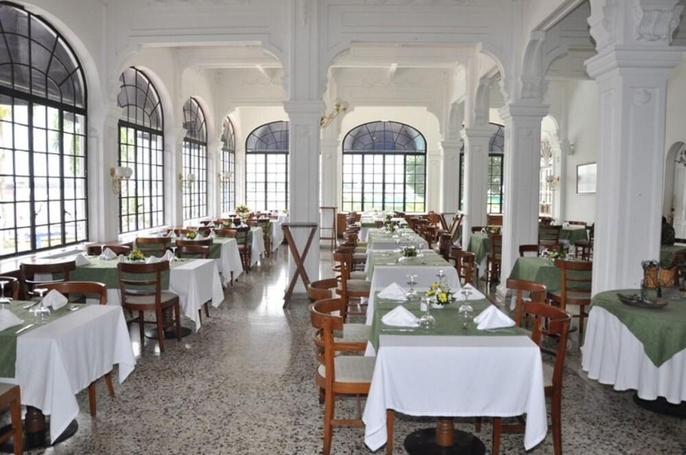 Hotel Tequendama Inn Estacion Buenaventura Exterior foto